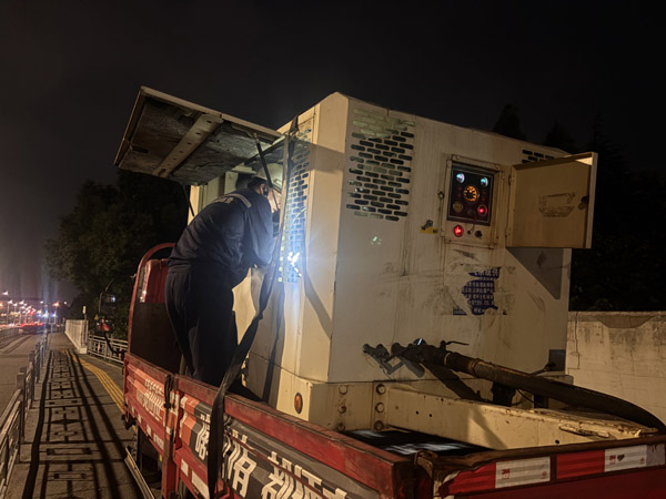  柴驱空压机租赁在管道试压中的运用