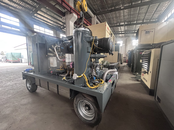 阿特拉斯移动式空压机整备注意事项