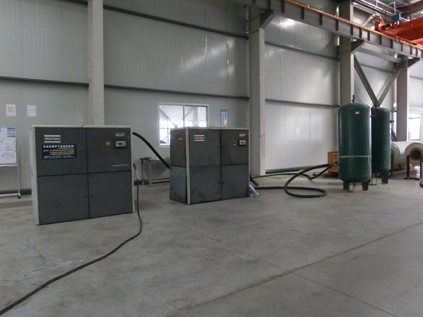 二台阿特拉斯空压机租赁:如何为防腐工程注入高效可靠动力？