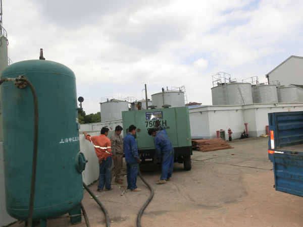 贤易柴驱空压机租赁:上海防腐工程的可靠动力解决方案