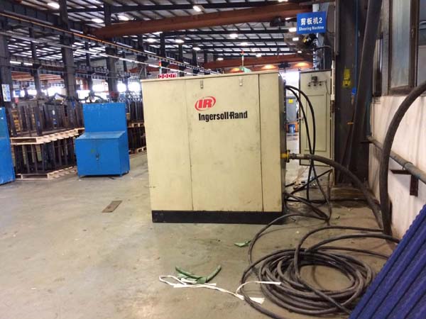 英格索兰MM75空压机租赁:工厂设备故障供气的可靠解决方案