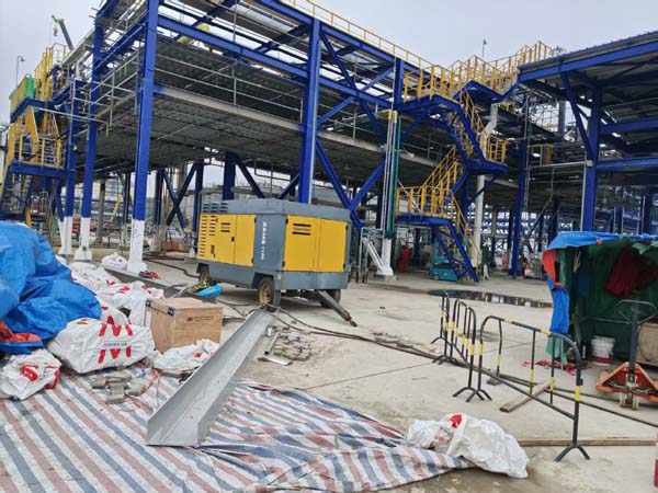 阿特拉斯XAMS1150柴驱空压机租赁:化工管道吹扫高效动力的可靠之选