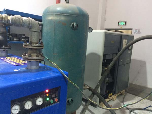 阿特拉斯空压机配套冷干机租赁服务,如何助力保税区包装企业降本增效？