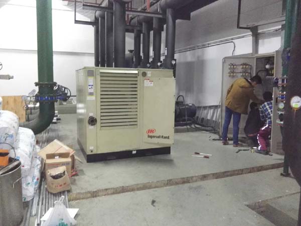 英格索兰MM55空压机:为何成为工厂稳定可靠租赁服务的首选？