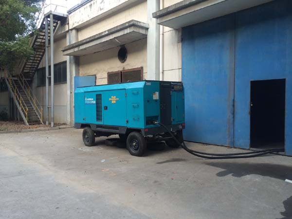 电驱14公斤中风压空压机租赁:如何为铸造企业提供稳定高效气源解决方案