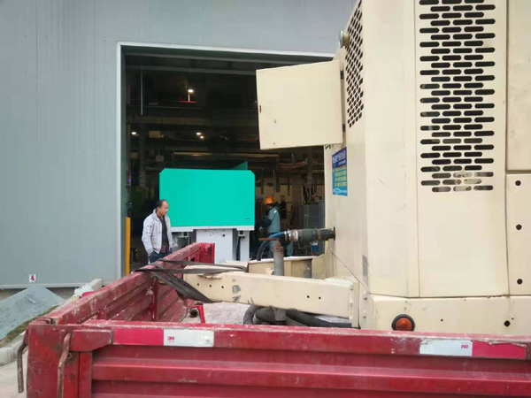 贤易柴驱空压机租赁:如何为搬运行业提供高效可靠的气源解决方案？