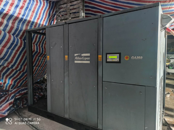 阿特拉斯GA250空压机出租:为电子元件生产线提供稳定高效的供气解决方案
