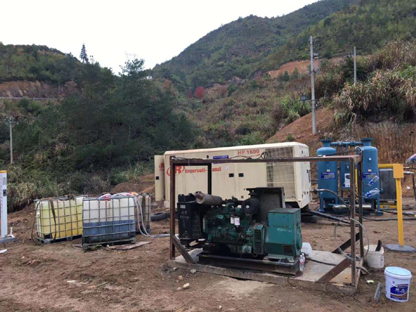 干燥压缩空气租赁为管道吹扫提供洁净气源,助力工业高效运行