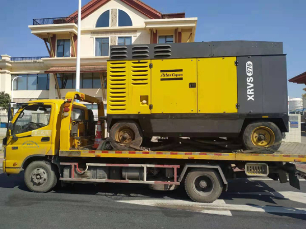 阿特拉斯柴驱高压空压机XRVS976租赁助力广东化工试压项目高效完成