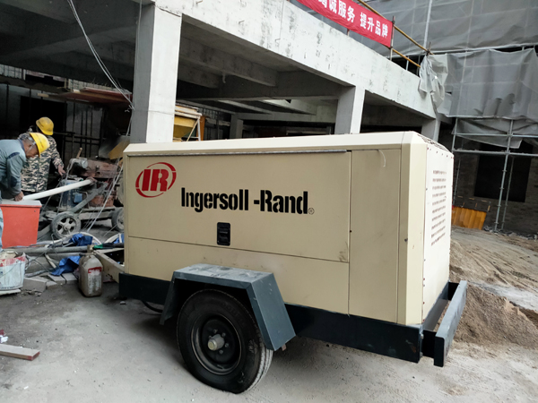 贤易电驱移动式空压机租赁:房屋加固工程的理想动力解决方案