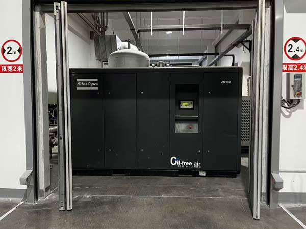 阿特拉斯ZR160无油空压机租赁服务光伏行业