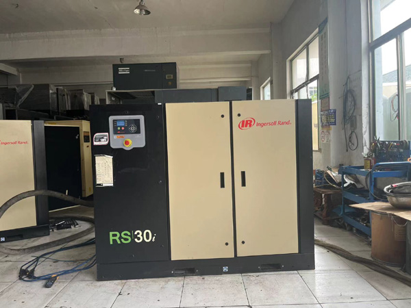 二手英格索兰RS30I空压机