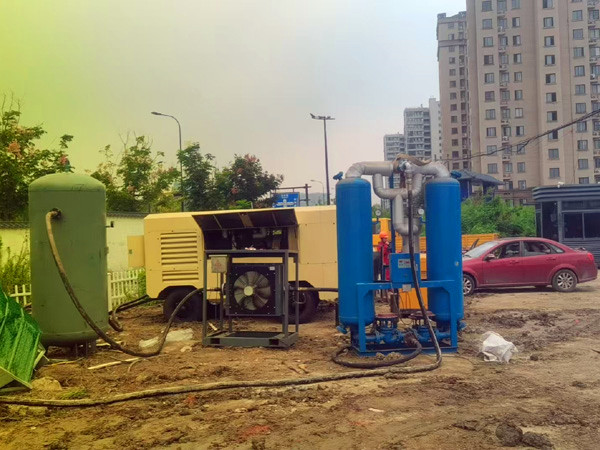 柴驱干燥压缩空气租赁服务于油气管道